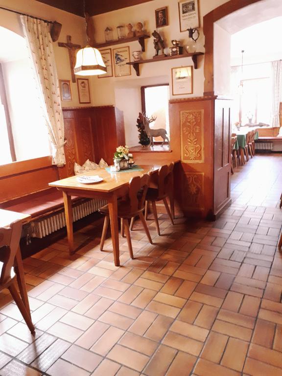 Gasthof Zum Rassen جارمش بارتنكيرشن المظهر الخارجي الصورة