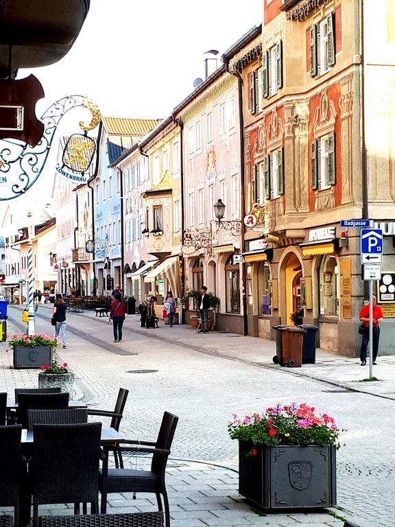 Gasthof Zum Rassen جارمش بارتنكيرشن المظهر الخارجي الصورة